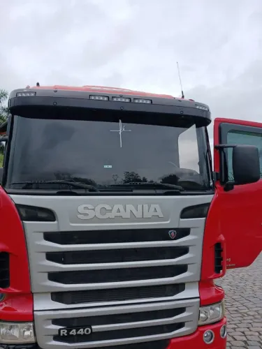 Scania 2013 6x2 motor novo