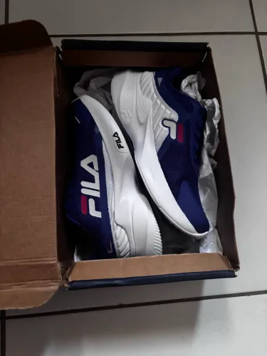 Tênis fila tam. 35