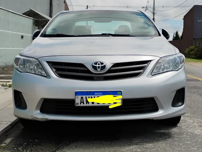 Toyota Corolla GLI 1.8 Flex 16V Aut. 2014