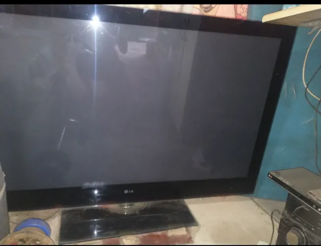 Vendo ou troco tv LG 60 polegadas plasma pra concerto