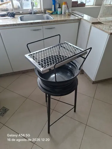 Churrasqueira de roda de carro