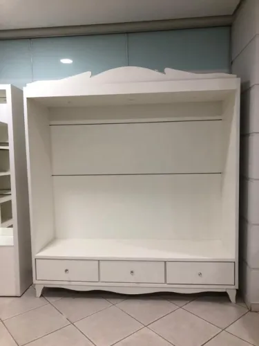 Estante - Guarda roupas