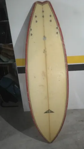 Prancha grande usada para surfe