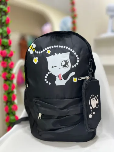 Mochila feminina preta nova