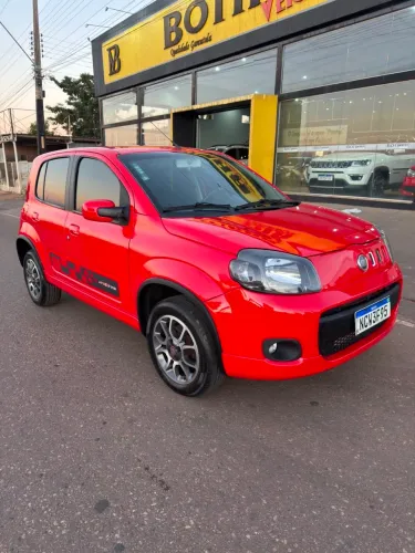 Fiat Uno Sporting 1.4 EVO Fire Flex 8V 4P 2012