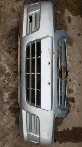 Parachoque Chevrolet Celta 2010 s/farol de milha c/detalhes