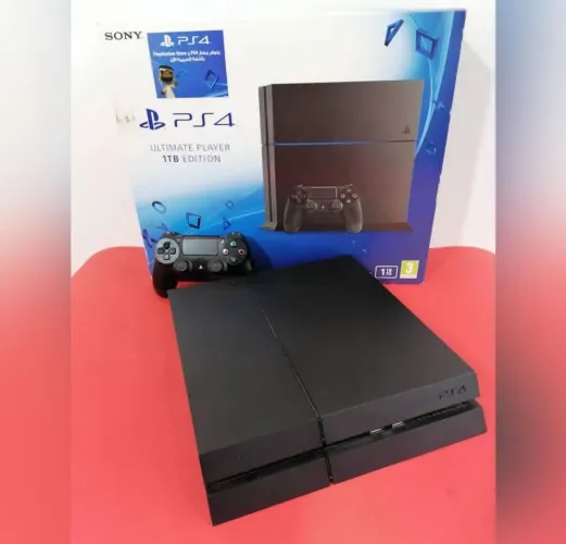 PS4 semi novo com garantia