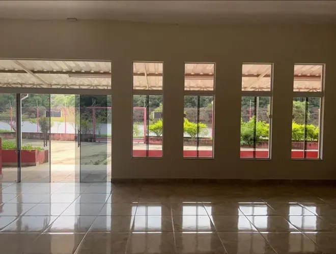 Loja / Salão / Ponto Comercial à venda, 10 vagas, Centro - ITIRAPINA/SP