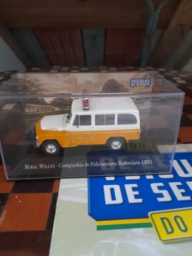 Miniatura de carro de serviço  Rural Willys cia de Policiamento 