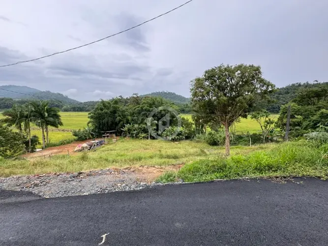 Terreno à venda no bairro Rio Branco - Guaramirim/SC