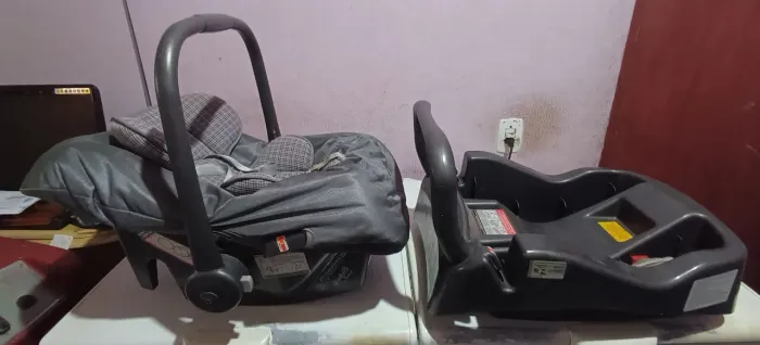 Bebê Conforto Burigotto (casa e carro) 0-13 Kg