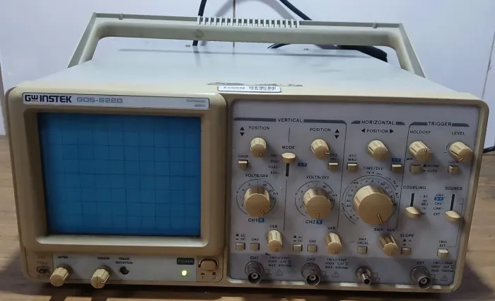 Osciloscópio GW Instek GOS-622G (No Estado)