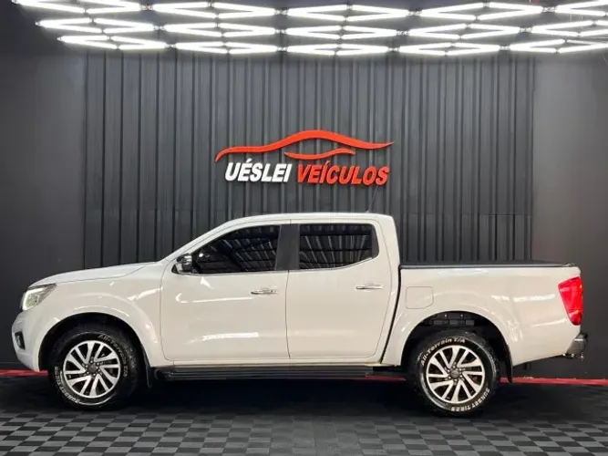 Nissan Frontier XE CD 4X4 2.3 Bi-TB Diesel Aut. 2021