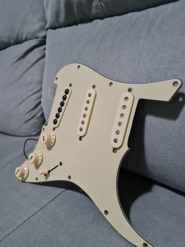 Escudo guitarra Tagima 635 Brasileira Mintgreen  completo