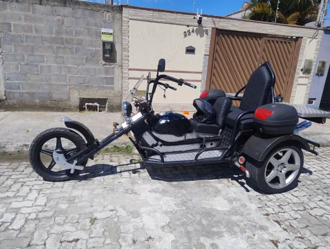 Vendo/Troco triciclo JCC Sport 2016