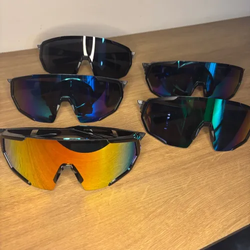Óculos Esportivos - Proteção e Estilo para suas Atividades