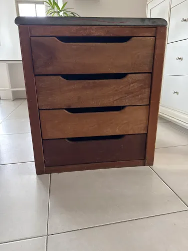 Gaveteiro mesinha de cabeceira 4 gavetas