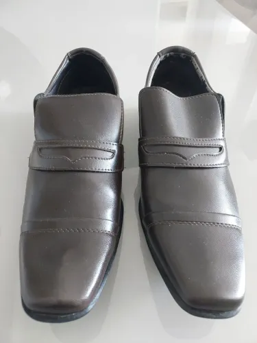Sapato Social, cor Marrom, tamanho 40.