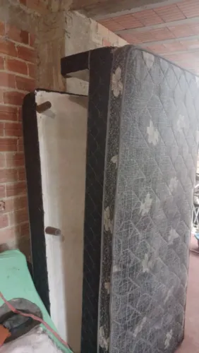 Cama de solteiro Box 