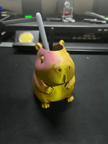 Porta Canetas em Formato de Capivara - 3D