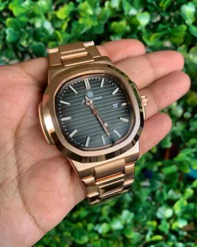 Relógio Masculino Dourado Elegante a prova de água