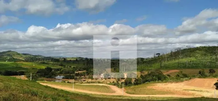 Chácara à venda, 1000 m² com escritura individualizada, INFRA ESTRUTURA OR APENAS R$ 177.0