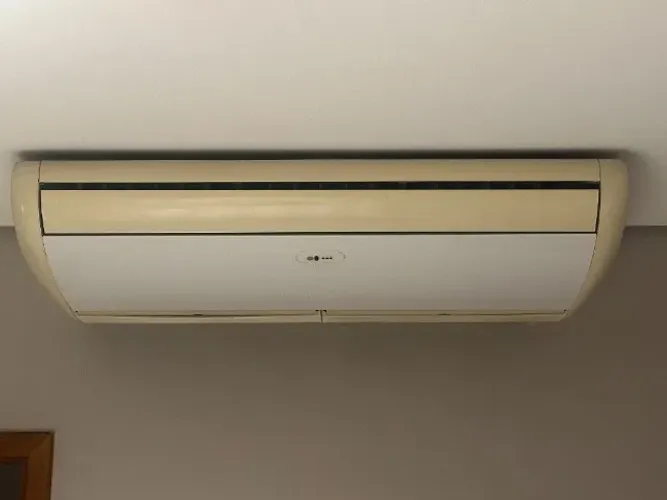 Ar-Condicionado 36.000 BTUs