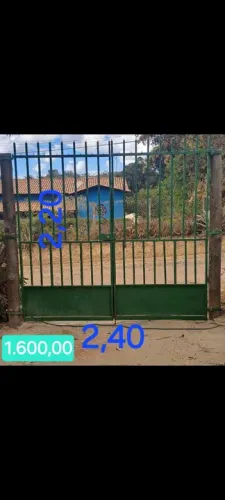 Portão de ferro - 2,40m x 1,60m