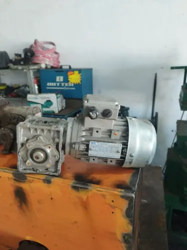 Motorredutor Industrial 1:80 0,25cv