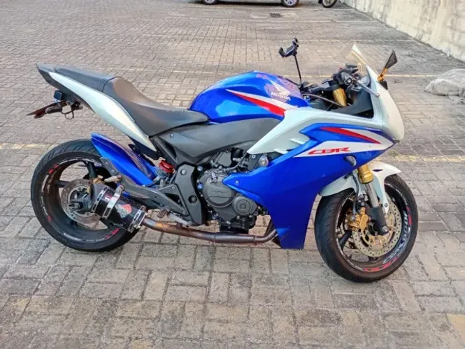 honda cbr 600f