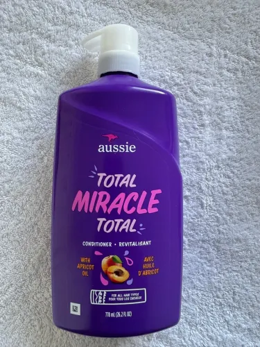 Condicionador Aussie Total Miracle - 778ml