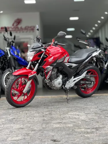 Honda CB 250 Twister 2021