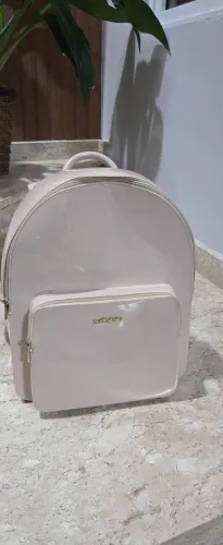 Mochila petite jolie, brinde carteira