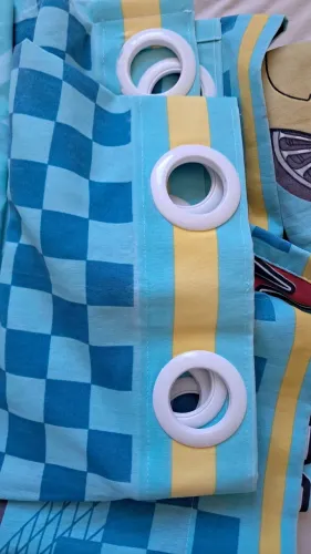 Cortina Infantil com Design Moderno