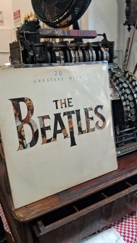 THE BEATLES 20 GREATEST HITS, 1982 Vinil