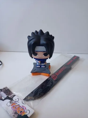 Boneco Sasuke + Katana Naruto