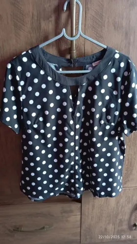 Blusa em tecido G