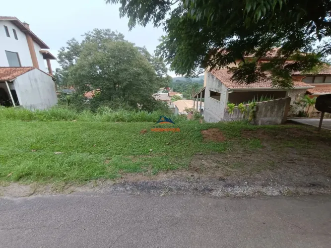 Terreno em Condomínio à Venda em Vargem Grande Paulista-SP - Bairro San Diego - 677m² de Á