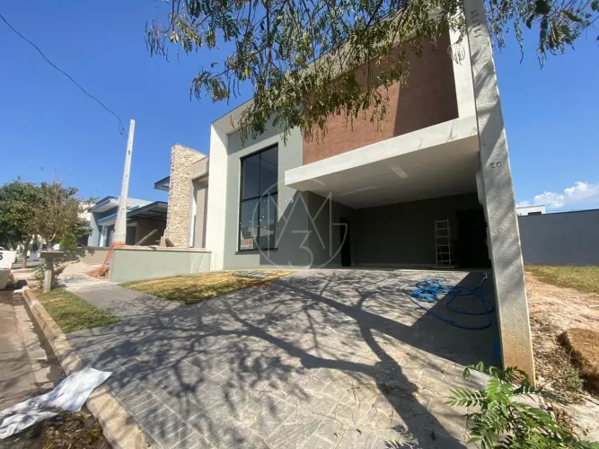 Casa à venda - Condomínio Olívio Franceschini - Hortolândia/SP