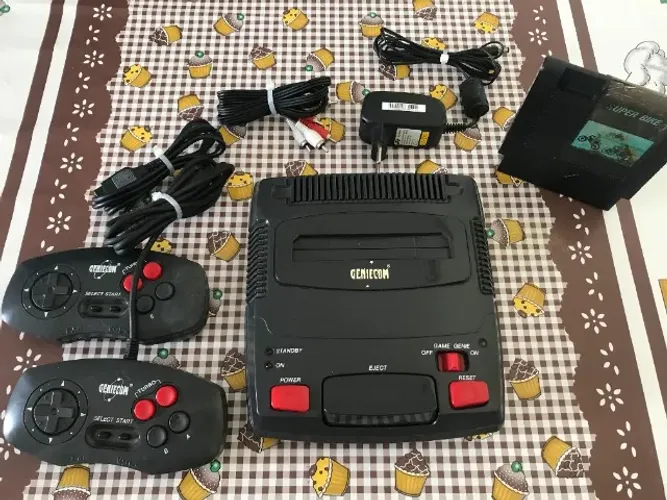 Geniecom - 8 bits - Impecável 