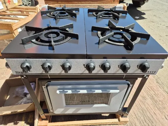 fogão industrial com forno Venancio 
