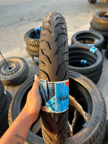 Pneu de Moto Vipal Street 100/90R18 s/ câmara