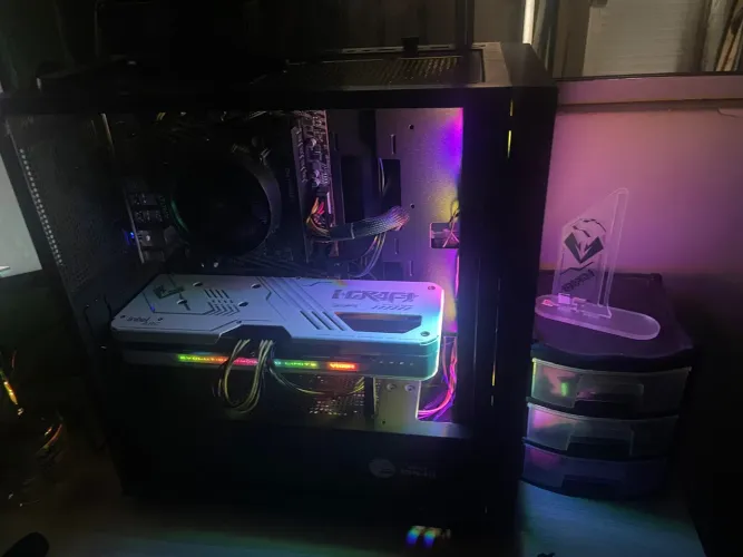 PC Gamer Ryzen 7 7500 + ARC B580 na garantia!