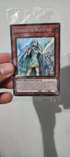 Carta Yugioh lacrada