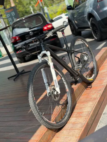 Mauntain bike carbon 15