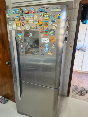 Geladeira Electrolux Frost Free Elux Inverser 637L 127 V