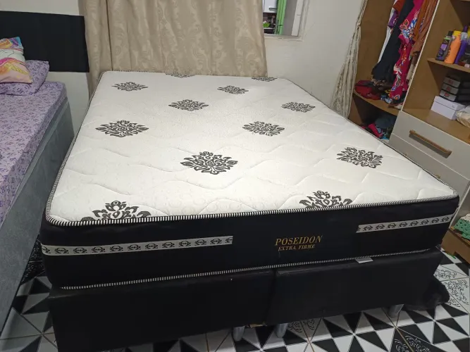 Cama Queen Size Casal