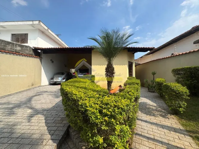 Casa para Venda em Mogi das Cruzes, Vila Lavínia, 3 dormitórios, 1 suíte, 4 banheiros, 4 v