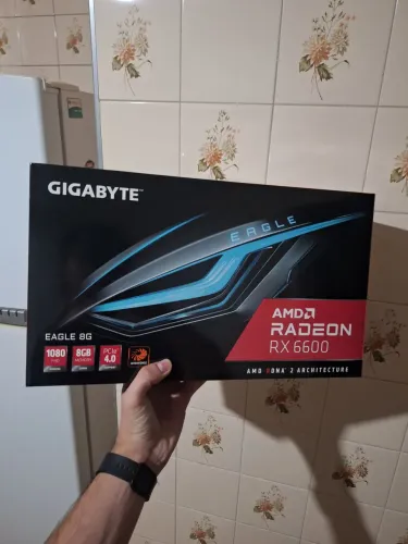Placa de Vídeo Gigabyte Radeon RX 6600 Eagle 8GB GDDR6