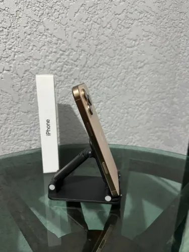 iPhone 16 Pro Max 256GB Desert Titanium | Bateria 93% | Excelente Estado